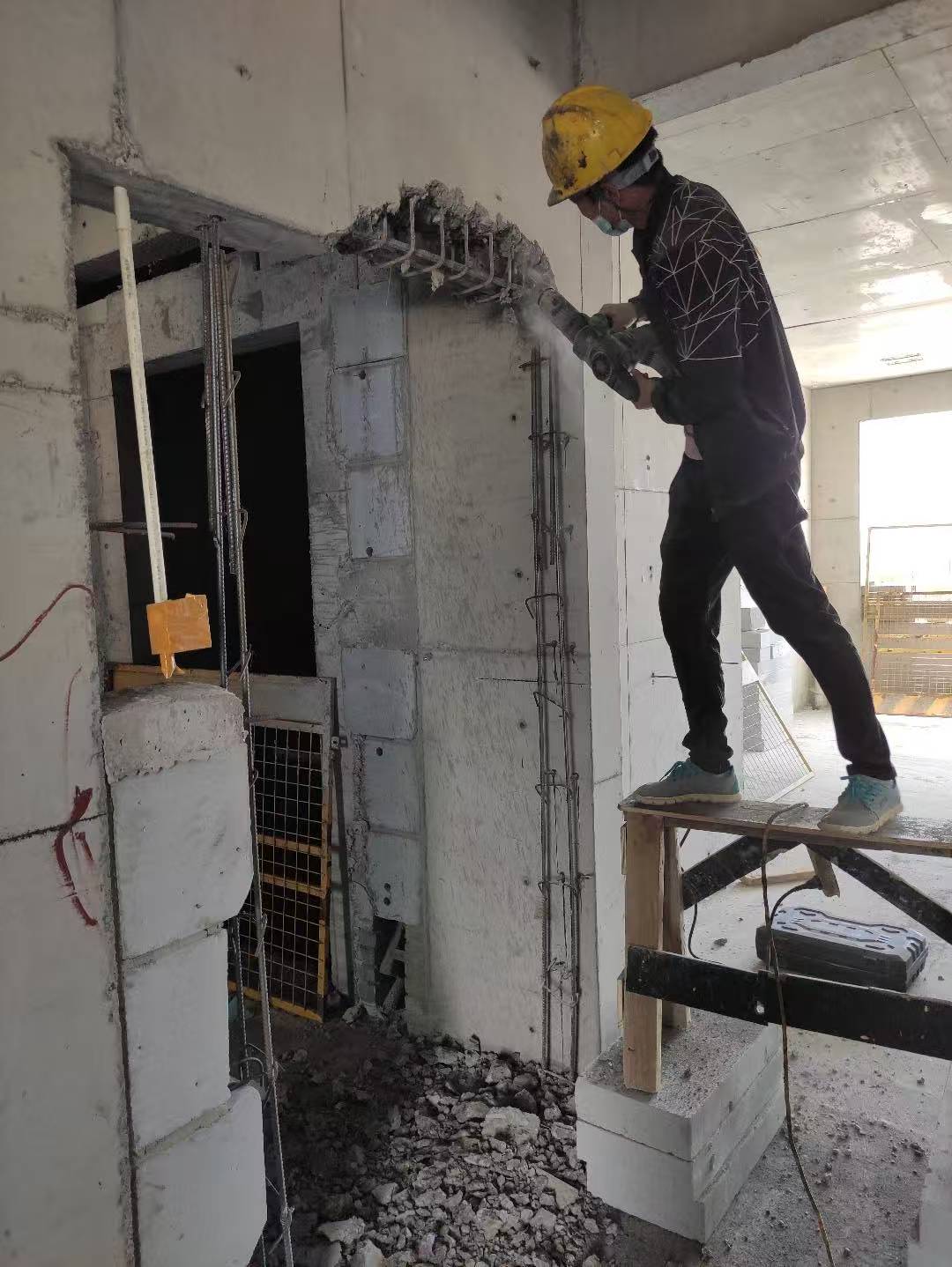 临沧旧房改造房屋如何加固